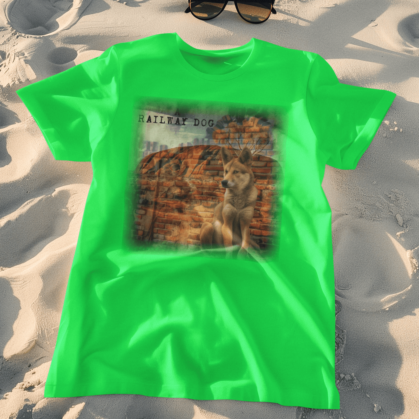 T-shirt featuring a Dingo, the wild dog of Australia.