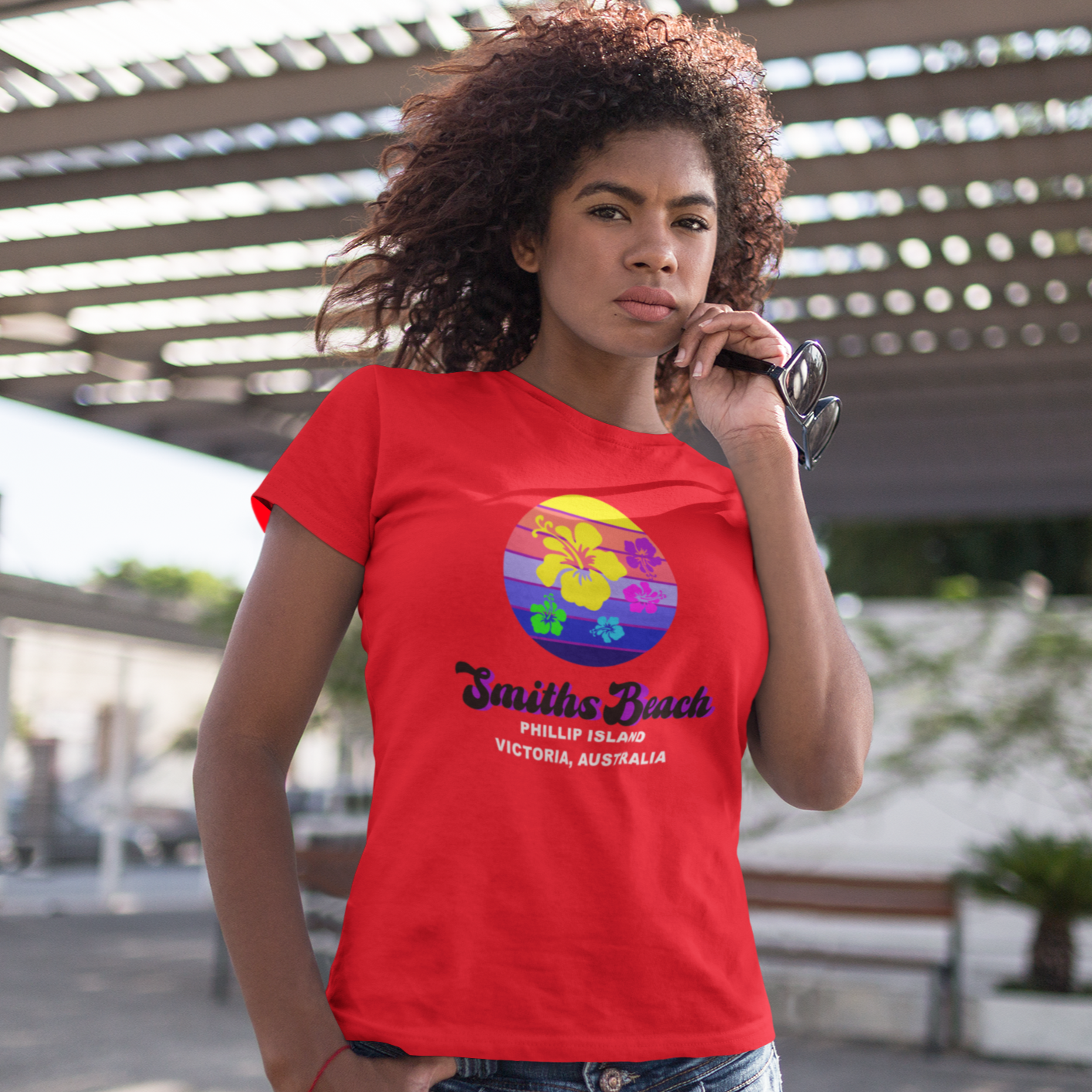 Smiths Beach Hibiscus Surf T-Shirt