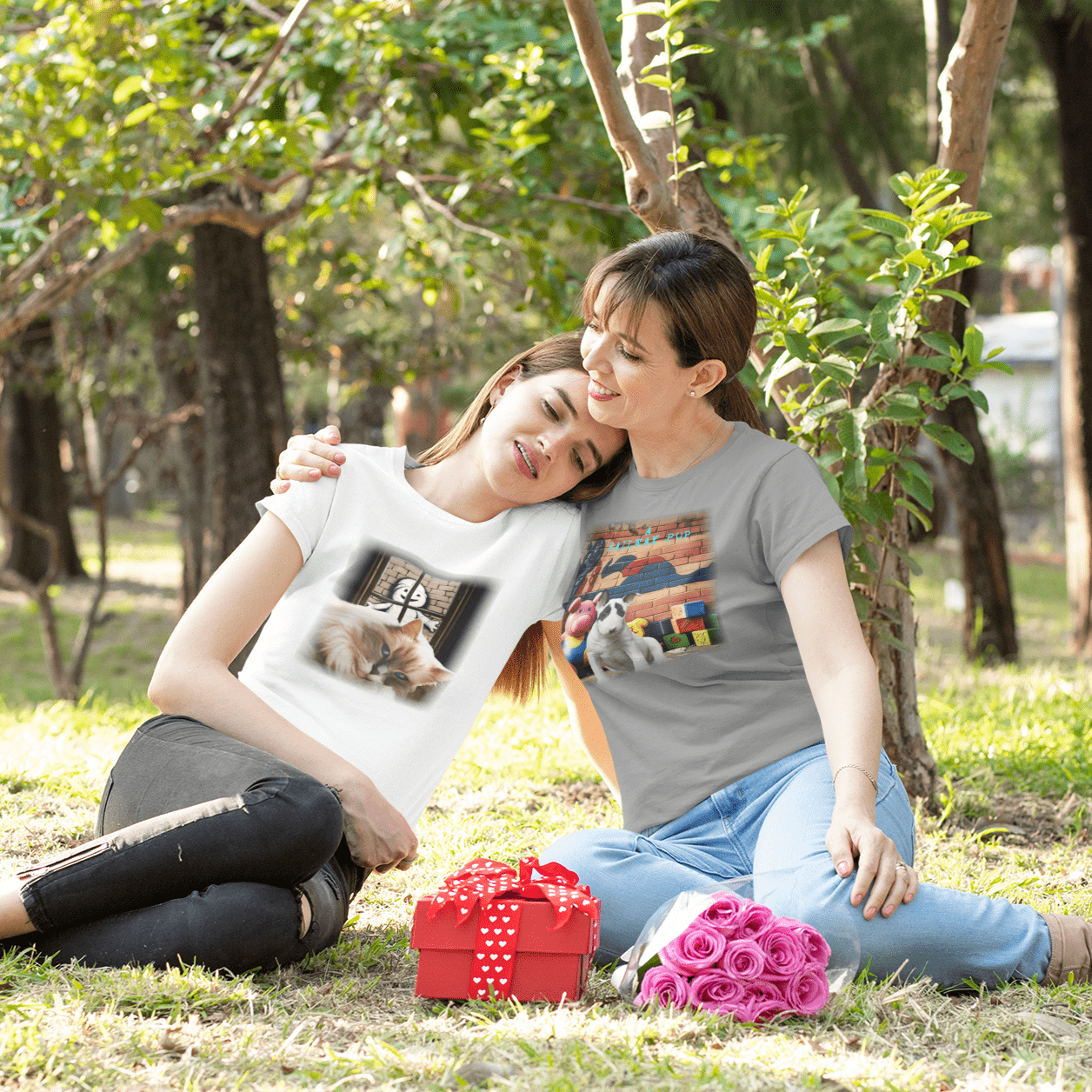 Ragdoll Cat: The Lap Cat Connoisseur's Tee