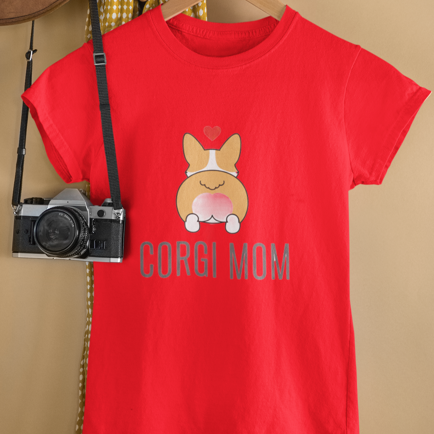Corgi Mom T-Shirt | Funny Corgi Owner Gift Tee | Proud Corgi Parent Shirt - That Should Be on a T-Shirt